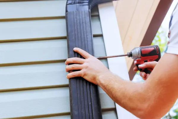 Winter vs. Summer: Best Time for Roofing Replacement in Urbandale