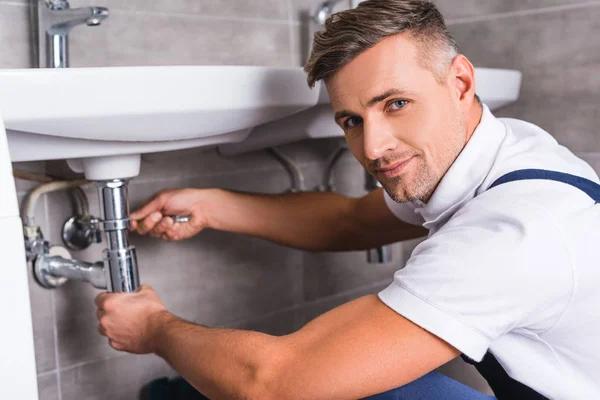 Modern Plumbing Services Offered by a Plumber