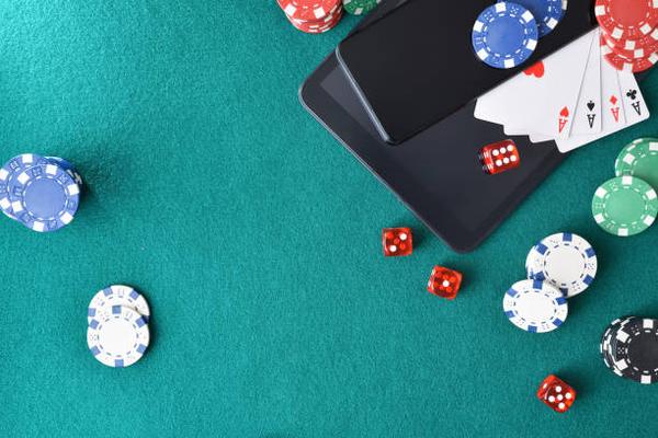 Casino Tables and Slots Featured on best online casino sites Singapore